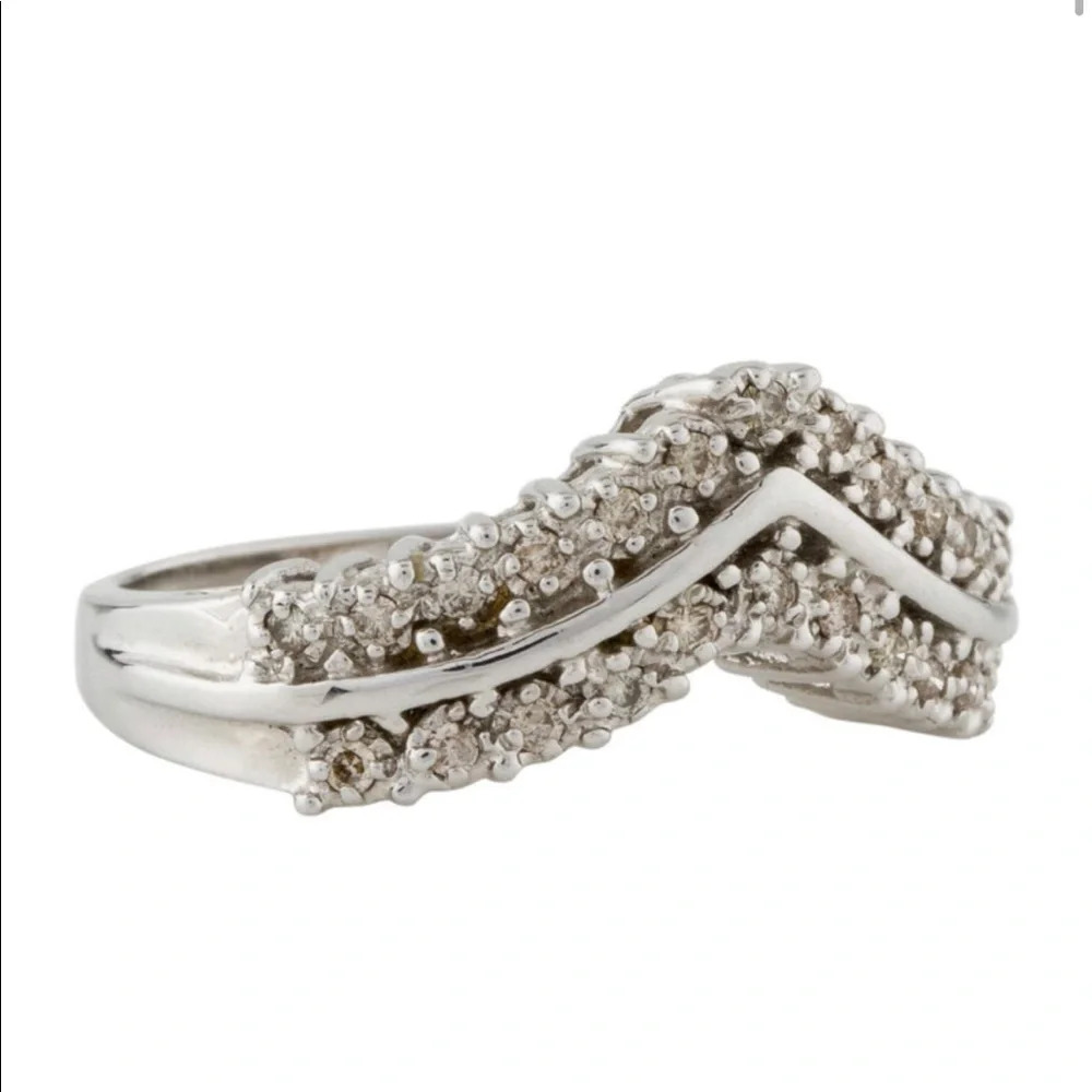 Brand New $1058 Diamond Ring - 14K White Gold V-Shaped Band - 100% Authentic